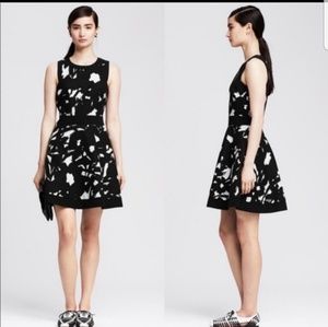 Banana Republic Black & White Woven Floral